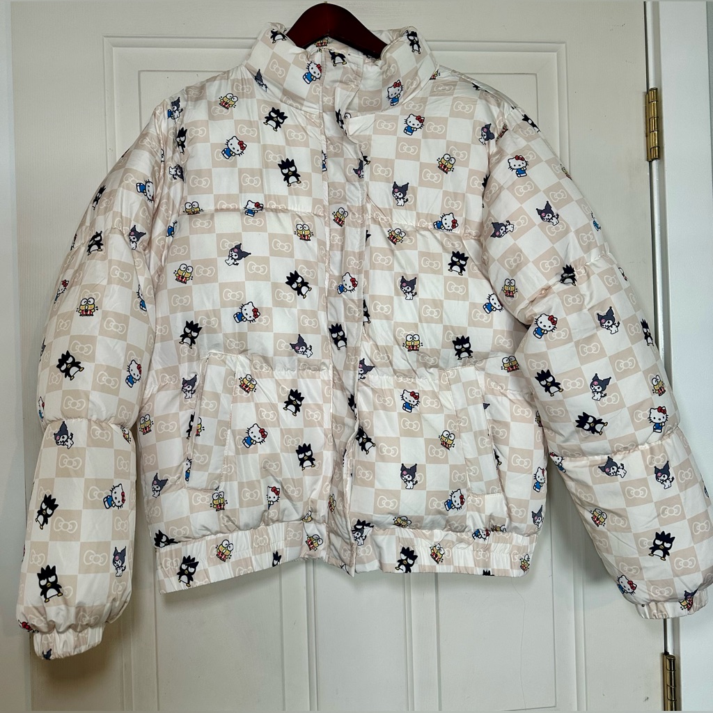 Forever 21 X Hello Kitty And Friends Patterned Puffer Jacket Size Small.